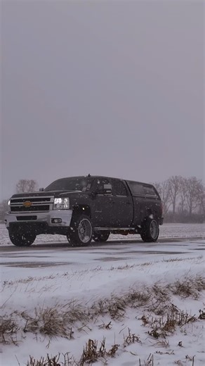 Gary Lowe on Instagram: "Who doesn’t like a little snow edit. I’m a little rusty when it comes to the drone footage. ———— Build List ———— - Wheels are @tiswheels (544C) - Tires are @nittotire (NT420V LT 315/45R22) - Trac Bars/Coolant Tank/ Piping Kit by @wehrlicustomfab - LEDs from @auxbeamledlight - Sound System @outlawgaragetn - Lift is a 3” @zoneoffroad - Lift/Wheels are from @customoffsets - Window Tint by @well_shaded_franklintn - Powdercoat by Will Stewart - 10mm CP3 by @fleeceperformance 
