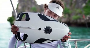 Will This Smartphone-Controlled Underwater Drone Revolutionize Fishing?
