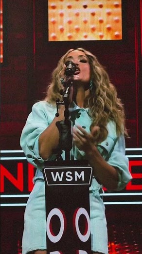 Carrie Underwood - Mexico Live