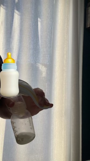 I hope this helps other moms!! 🍼🍼 Manual Breast Pump Trick!! Empty in 5 minutes or less. #breastfeedingtips #pumpingtips #pumpinghack #breastfeedinghack #breastfeedingisnatural #breastfeadingmomma #pumpingmama #breastfeedingmama #pumpingmom #breastfeedingmom #breastfeed #breastfed #exclusivelypumping #exclusivepumping #lactationtiktok #MINDORDERING #fyp #fypシ #fypage #fypシ゚viral #fypp #foryou #foryoupage #foryoupageofficiall #foryourpage #a #asmr #babyasmr #babyactivity #newbornmusthave #postp