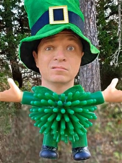 St Patrick's Day Dance Party? #Leprechaun #stpatricksdayoutfit #polloai