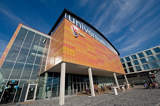 USC Universum :: USC