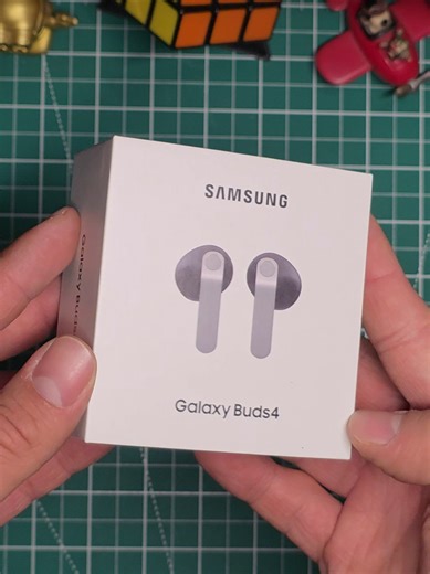 Samsung Galaxy Buds 4 Unboxing Experience