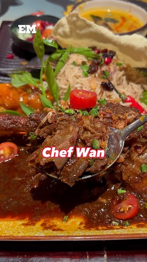 Cafe Chef Wan 🍜 | EM Vlog