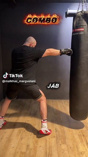 Mastering the Jab-Cross Combo in Boxing