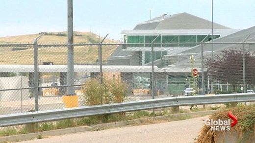 Coutts mayor says travel restriction extension at Canada-U.S border the right move