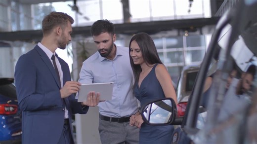 🚨 If You’re Interviewing for an Automotive Sales Job, This Is What Managers Actually Care About… 🚨 Most candidates fail automotive sales interviews before they ever touch the showroom floor. Not because they can’t sell. But because they say the wrong things. Here’s the truth no dealership tells you upfront: Car sales managers don’t hire talkers. They hire people who can control the customer experience. If you walk into an interview saying: ❌ “I’m great with people” ❌ “I can close anyone” ❌ “I 