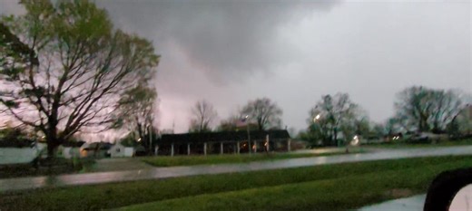 Large rainwrapped tornado 0.2 miles north of advance mo earlier | Jock Williams Meteorologist