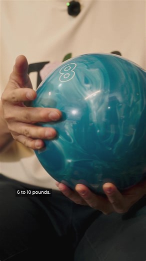 Choosing the right bowling ball weight can make a big difference in your game! 🎳 Not sure what bowling ball weight you should be using? In this Bowling 101 video, Jason, a professional bowling coach breaks down the three main bowling ball weight categories: light, medium, and heavy bowling balls. If you’re new to bowling or thinking about improving your game, this guide will help you understand how bowling ball weight affects performance. You’ll learn: • The pros and cons of light bowling balls