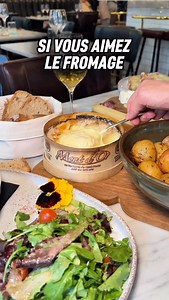 🎁 4 REPAS FROMAGE À GAGNER ⤵️ 🧀 La saison du fromage est ouverte ! Alors aujourd’hui je vous emmène chez @formaticusparis, un resto dédié au fromage ! Planches d’exception, à partager ou pas. Mais aussi plats bien cheesy : Mont d’Or rôti, tartiflette, Parmentier de canard gratiné au Cantal, croque-monsieur… De quoi assumer pleinement son amour du fromage ! 💰 PRIX : - Planches : 9€ (2 fromages) à 65€ (16 fromages). - Plats : 16€ à 55€ - Desserts : 9€ 🎁 4 REPAS FROMAGE À GAGNER 🎁 Je vous offr