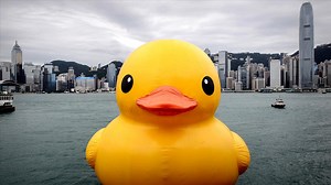Giant Rubber Duckie Makes Waves in Hong Kong