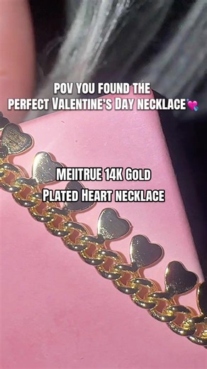 What better way to say I love you on Valentine’s Day than with this beautiful heart necklace! You still have time to get it before the big day! #meiitruejewerly #valentinesdaygiftideas #heartnecklace #jewelrylovers