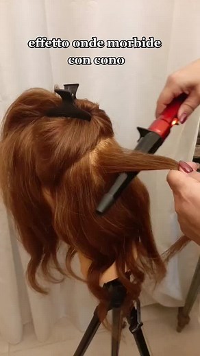 Onde morbide e boccoli con cono: il tutorial perfetto