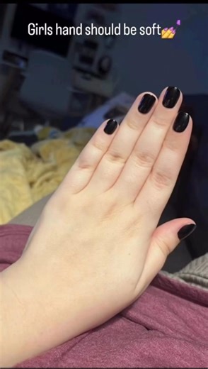 Other girls hand vs My hand 🙃 #shorts #viral