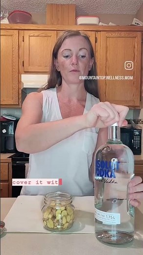 How to make ginger tincture. The perfect thing when you aren't feeling good.