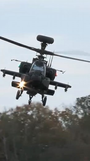 1.5M views · 49K reactions | Love the noise from the Apache. Great sound  #apache #armyaircorps #apacheguardian #AH64 | Turn 'n' Burn | Facebook