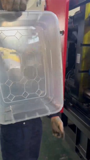 360T plastic servo injection molding machine is testing with box mold ,Techmation PLC and servo.We are manufacturer of injection molding machine,and have machines in stock,40T-2000T.If you are interested pls contact me.😊 ------------------------------ Whatsapp: 8615825563705 #injection #machine #molding #mold #mould #manufacturer #machinery #level #injectionmoldingmachine #injectionmouldingmachine #injectionmachine #xingyuan #factory #plastic #inyección #máquina #PET #preform #pvcfitting #PVC #