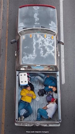 ‘Carpoolers’ a photo series and book by Alejandro Cartagena. Alejandro Cartagena captured very powerful images of our hard working gente on their way to work. Much love and respect to Alejandro for capturing these moments and to all the hard workers, our deepest admiration. 🙏🏽🤎 | Brown N Proud