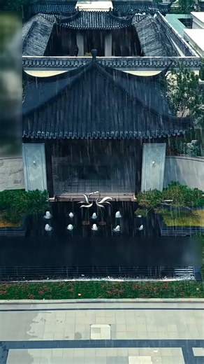 Ang batang ulila, sa gitna ng ulan ay nagpursiging bumili ng kahong pamapakinis ng sapatos upang baguhin ang kanyang kapalaran | Vera Kid