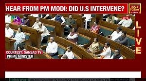 #MonsoonSession2025 | PM Narendra Modi turns to 'shayari', warns Congress to stay in limits while questioning Govt #PahalgamTerrorAttack #OperationSindoor | India Today