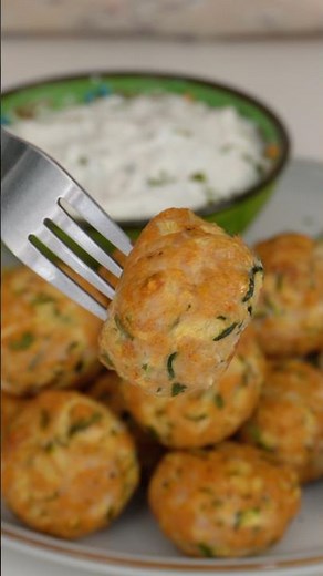 Turkey zucchini meatballs 🍗🥒 High-protein & juicy! #highprotein #meatballs