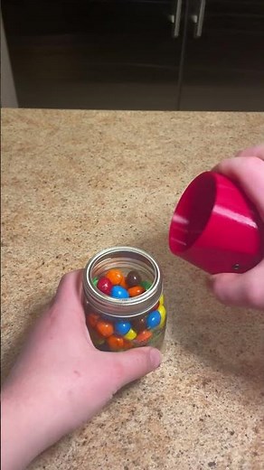 3D Printed Candy Dispenser #3dprinting #candy