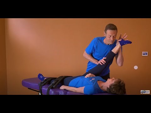 Stretching hamstrings - old school vs FST™ (Fascia Stretch Therapy™)