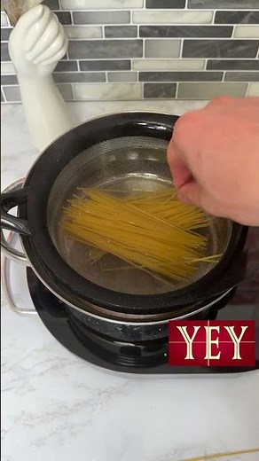 Pasta Pot with Built In Strainer #PastaMaking #YesEpicYes #Amazing