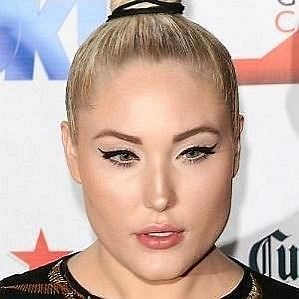 Hayley Hasselhoff Boyfriend 2026: Dating History & Exes - CelebsCouples