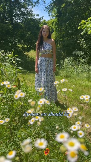 22K views · 1.1K reactions | sometimes it just doesn’t work out 梁 . . . #gettingold #singersongwriter#breakupsong #heartbreak #sadcountry #outside #summer | Callista Clark | Facebook