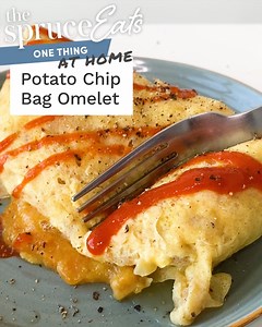 This trick is sure to impress at your next brunch! (Editor's note: Don't do this if you aren't sure your bag is safe to be boiled.) Get the recipe: https://bit.ly/2SDeffV | The Spruce Eats