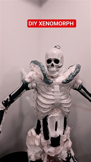 HOMEADE ALIEN #alienearth #alien #movie #diy #crafts #halloween #halloweencrafts