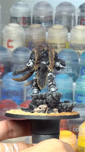 Gomis Miniatures on Instagram: "WIP Logan Grimnar. I’m very intimidated by this model, but I decided to start working on it. Sharing today and early work in process. Hope you all like it! And of course tutorial will be available soon on Patreon 🙌🏻 #warhammer40k #spacemarines40k #spacemarines #spacewolves #spacewolves40k #wolfspear"