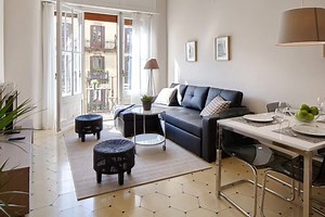 Our Bailén Balcony apartment has amazing balconies that allow natural light to stream in!☀️ ➡️You can book now by clicking the link: https://bit.ly/2lGDwJm | Habitat Apartments