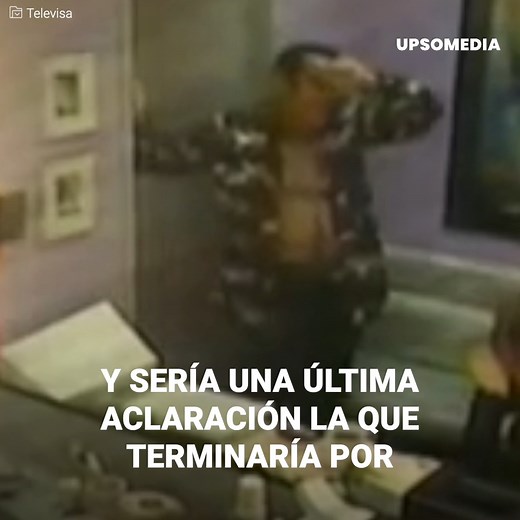 Verónica Castro le quería tender una broma a Chente para dejarlo en evidencia en pleno programa, pero nunca imaginó que la insólita respuesta de Vicente ante la situación orquestada por Verónica lo haría foco de millones de aplausos. Suscríbete para ver más contenido https://bit.ly/yt-upsoclpop | Upsocl POP