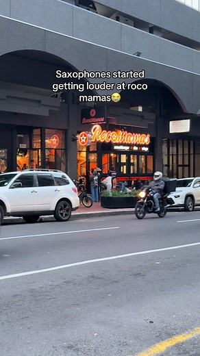 They lost a customer that day 😭#rocomamas | rocomamas hot wings