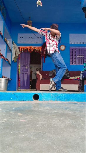 49K views · 40K reactions | Footwork dance steps on o o Jane Jana朗♥️酪...@hrithikroshan @beingsalmankhan #dance #trendingreels #explorepage #instagram #viralreels #trendingnow #instagood #reelkarofeelkaro #dancer #newtrend #shuffledance | Jaihemant Singh | Facebook