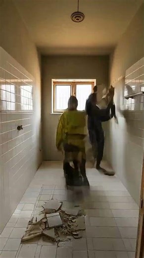 Renovating an Old, Worn-Out Bathroom into a Modern and Stylish One 🚿✨