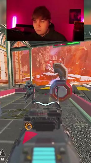 playing with the enemy @nrgsweetdreams 😂 #fyp #foryou #gaming #twitch #youtube #apexlegends #apex #apexlegendsclips #apexclips #troll #trolling