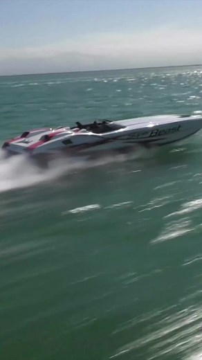 Exciting Powerboat Racing Moments | Offshore Racing Competition