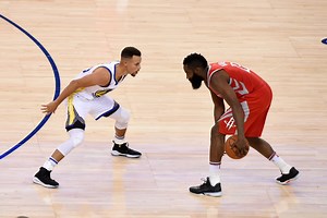 A healthier Steph Curry prepares for the Rockets' isolation attack: ‘I hope it's every single play’