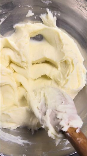 The creamiest and easiest mashed potatoes 🥔