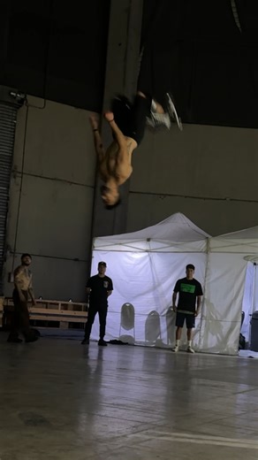 Boris Gajardo González | Powerbocking chile #stilts #chile | Instagram