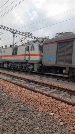 12312 NETAJI Express With ( HWH ) WAP-7 #msts #train #easternrailways #wap7 #indianrailways #ytshort