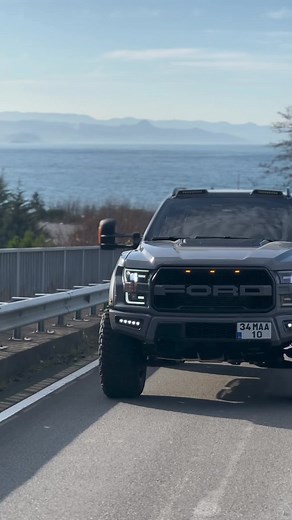 #turkey #istanbul #supercar #carporn #luxurycars #luxrentals #rmn #ford #f150raptor #offroad
