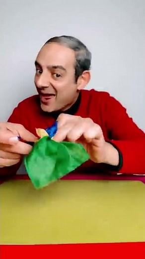 What’s your favorite color? 🎨 | Arnaldo Mangini #shorts #magic #comedy