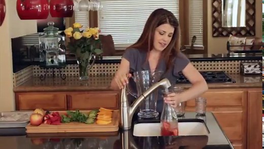 10 Low Calorie Lemon Water for Weight Loss Drinks - Lose Weight By Eating