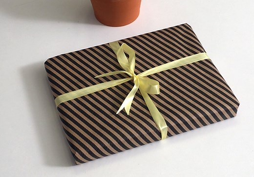 Comment faire un beau paquet cadeau : notre tuto - Elle