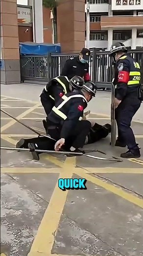 The person who invented the net gun is a genius!