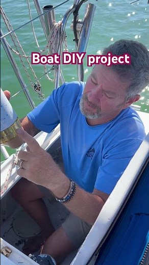 Changing out the fuel water separator on the boat ⛵️ #boat #sailor #diyprojects